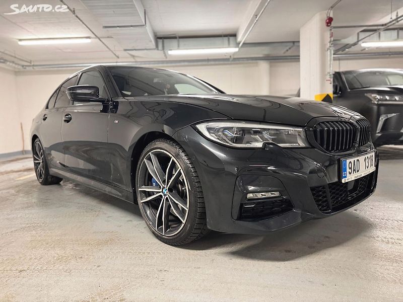 BMW Řada 3 330XD M-Sport 195kW - fotka 10 z 37