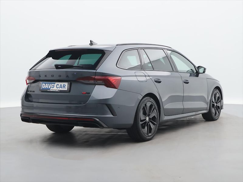 Škoda Octavia 2,0 TDI 147kW RS CZ DSG 4x4 - fotka 7 z 39
