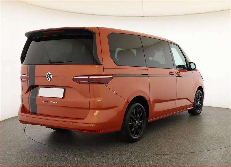 Volkswagen Multivan (2023) 2.0 TSI - fotka 5 z 21