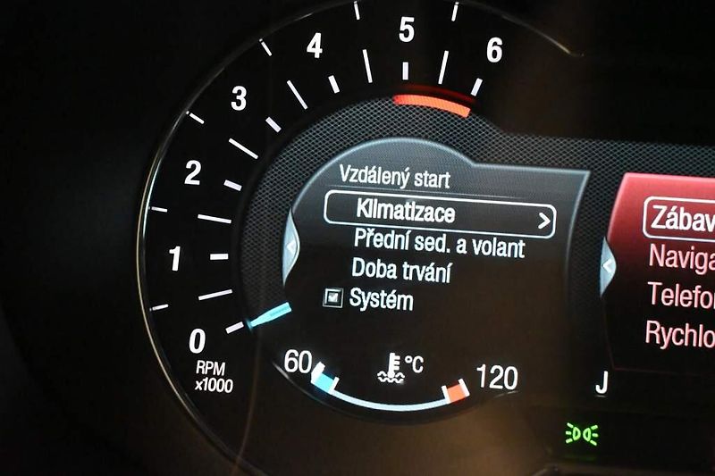Ford S-MAX (2020) 2.0 140 KW LED SONY ACC 8AT EC - fotka 28 z 37