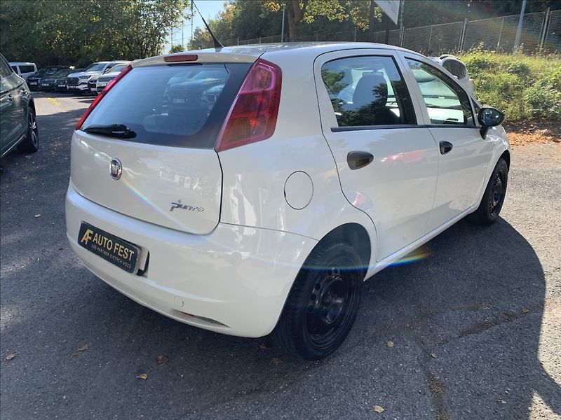 Fiat Punto 1,2 i - fotka 8 z 17