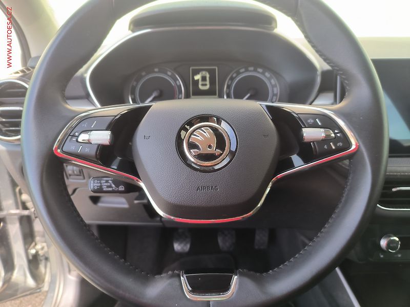 Škoda Fabia (2023) 1.0 TSi, Style, navi - fotka 20 z 25