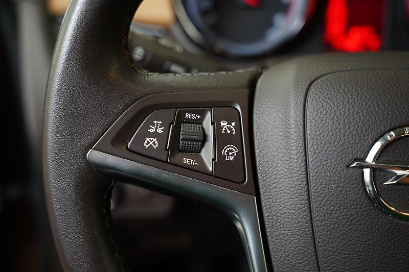 Opel Zafira - fotka 17 z 30