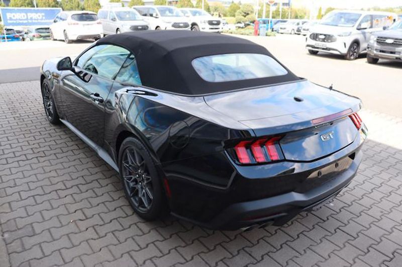 Ford Mustang (2026) 5.0 Convertible MagneRide - fotka 7 z 22