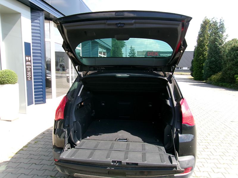 Peugeot 3008 (2010) 2.0 HDI - fotka 8 z 20