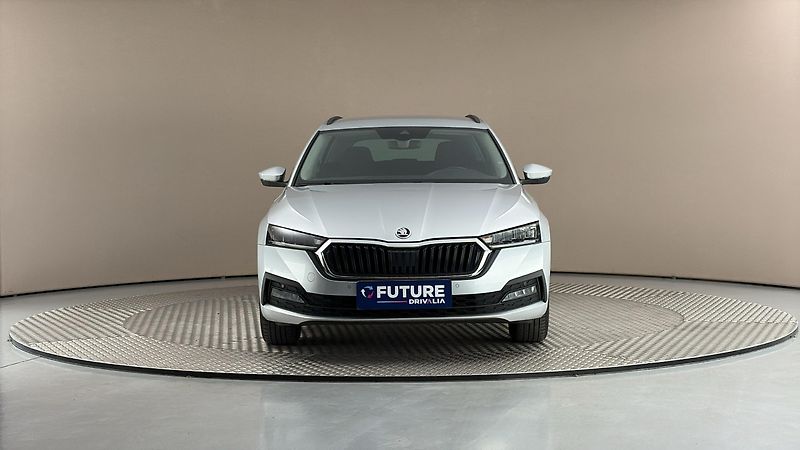 Škoda Octavia 2.0 TDI Ambition Combi - fotka 3 z 24