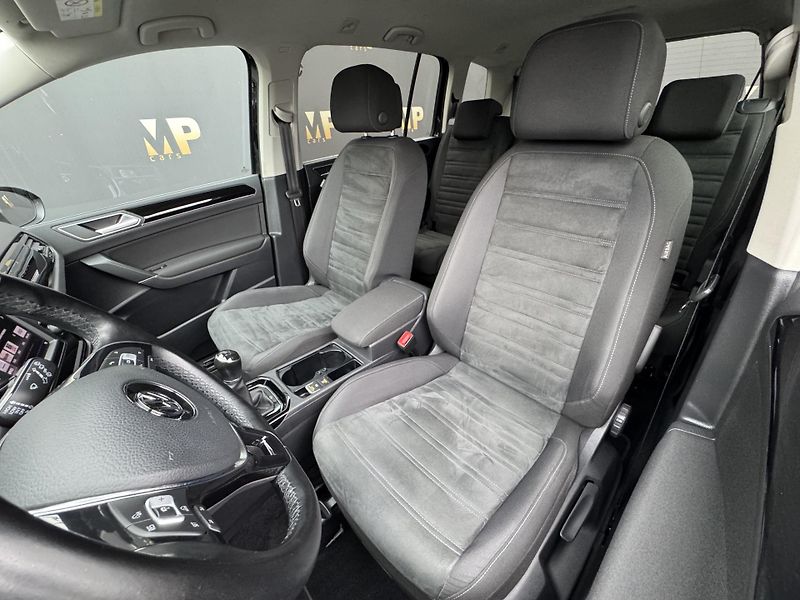 Volkswagen Touran (2017) 1.4TSi Highline 7míst RZV - fotka 16 z 48