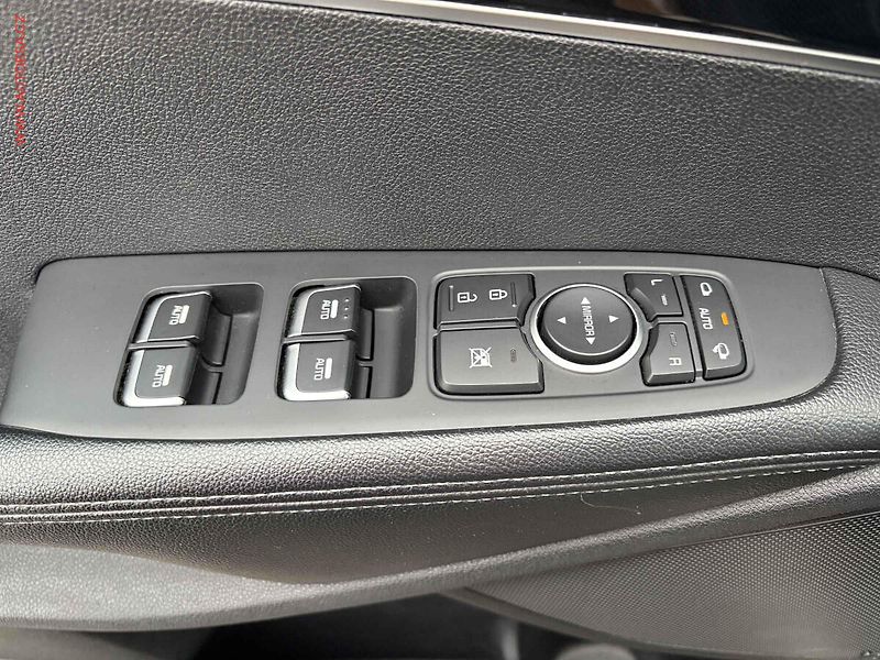 Kia Sorento (2015) 2.2 CRDi 4x4, ČR, AT, bixen - fotka 12 z 18