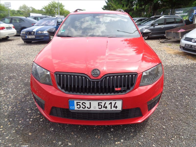 Škoda Octavia 2,0   RS - fotka 13 z 21