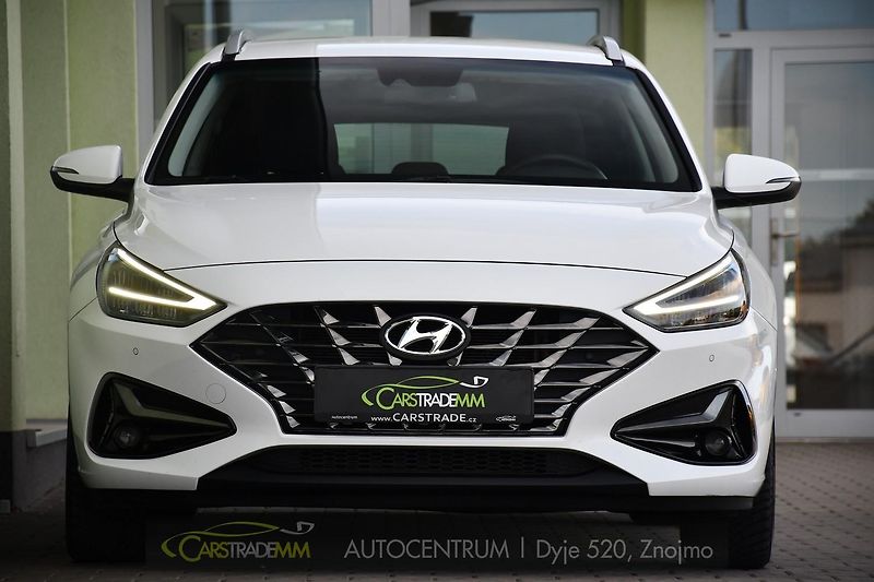Hyundai i30 1,6CRDi STYLE AT TAŽNÉ - fotka 8 z 48