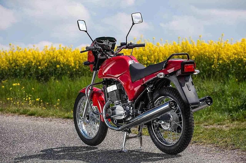 Jawa 350 Retro.