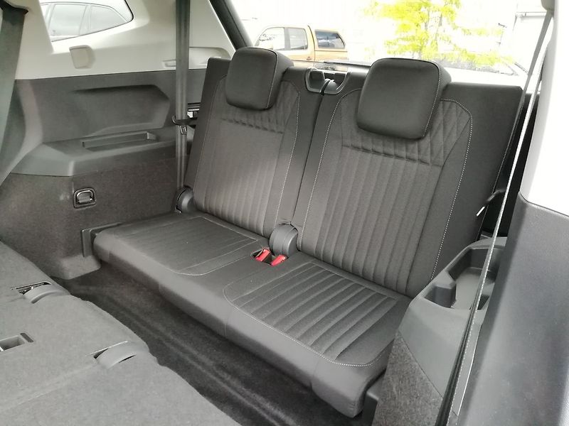 Volkswagen Tiguan Allspace 1,5 TSI DSG Life 110 kW - fotka 7 z 23