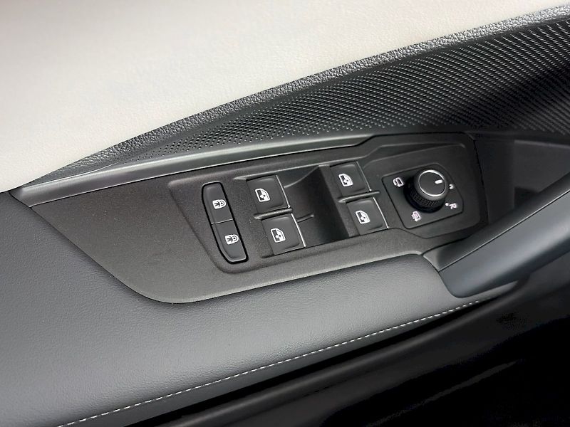 Volkswagen Tayron (2025) Elegance 1.5 TSI eHybrid 200kW - fotka 40 z 48