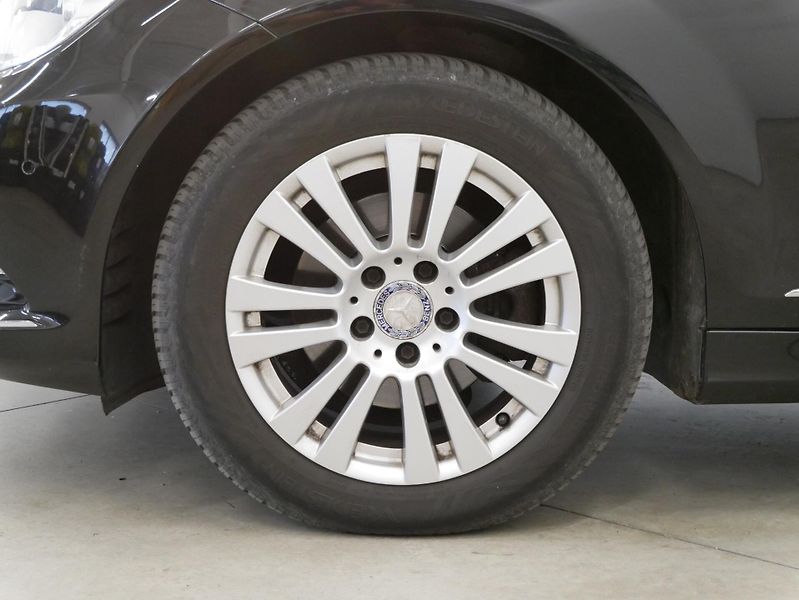 Mercedes-Benz Třídy C - fotka 10 z 29