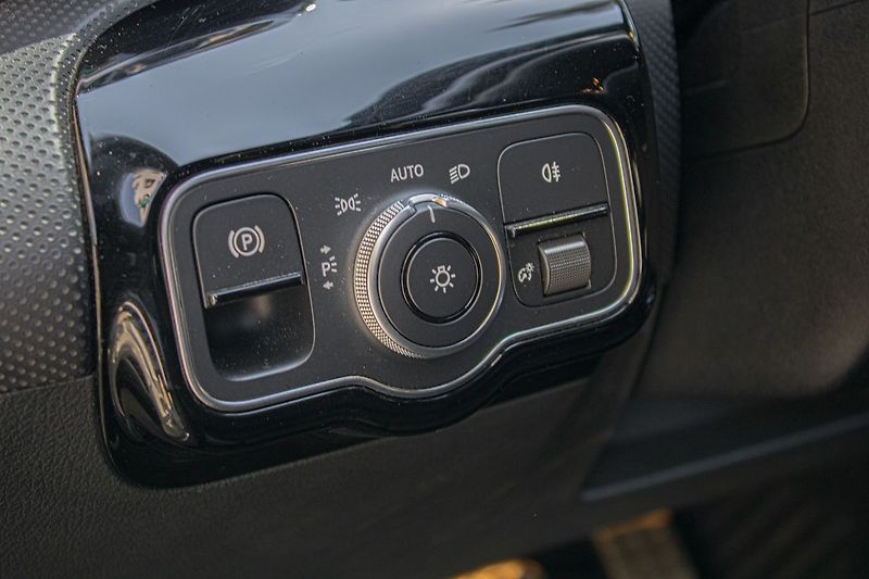 Mercedes-Benz Třídy A - fotka 10 z 28