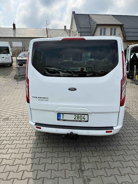 Ford Tourneo Custom (2015) L1-H1 KLIMA + TZ - fotka 4 z 13