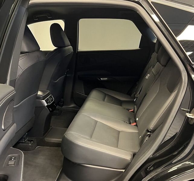 Lexus RX 450h plus 450H+ 2,5 PHEV COMFORT PLUS - fotka 8 z 18