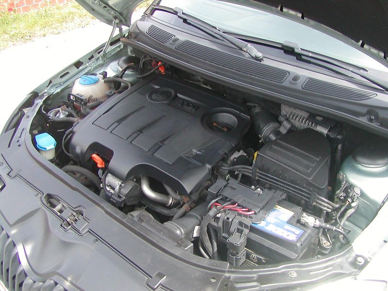 Škoda Fabia (2012) 1.6TDi,AMBIENTE, CLIMATRONIC!! - fotka 29 z 33