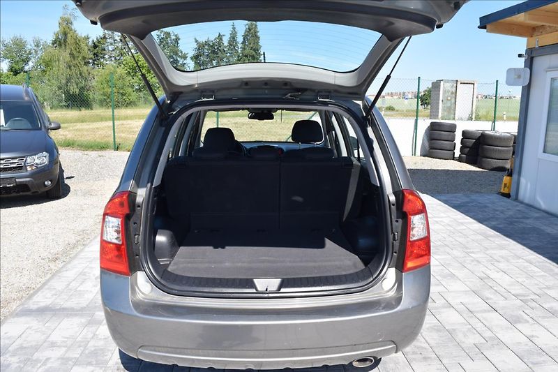 Kia Carens 1,6 CRDI 85KW NÍZKÉ KM VÝHŘEV - fotka 25 z 51