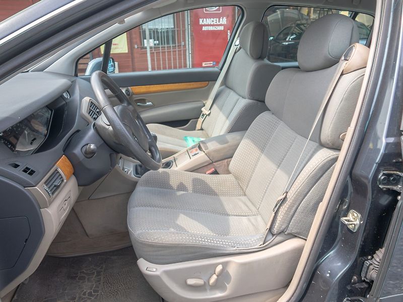 Renault Vel Satis (2003) 2.0T – NOVÉ V ČR - fotka 15 z 45