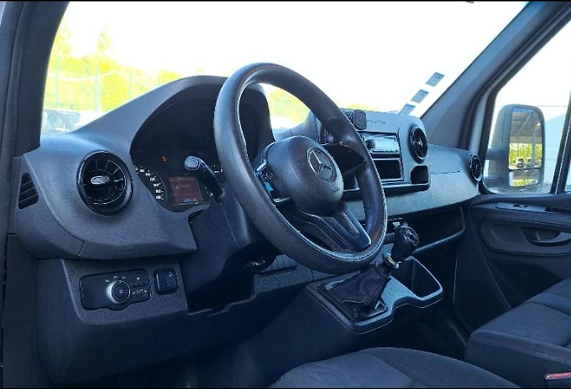 Mercedes-Benz Ostatní (2019) 516CDi skříň 8 palet +hyd.čelo - fotka 6 z 6