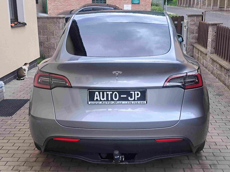 Tesla Model Y (2024) RWD   Standard Range   SOH-96% - fotka 4 z 15