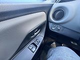 Toyota Yaris (2016) HYBRID 1,5 54 KW STK AUTOMAT - náhled 18