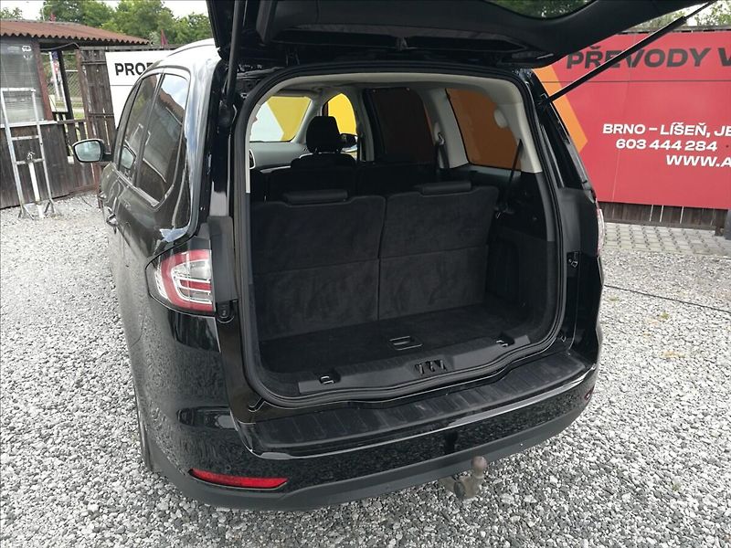 Ford Galaxy 2,0 TDCi AWD 7míst Titanium - fotka 22 z 29