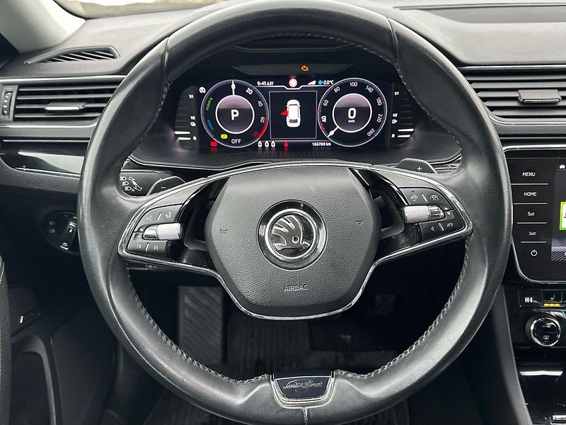 Škoda Superb iV L&K 1.4 TSI HYBRID PHEV - fotka 15 z 23