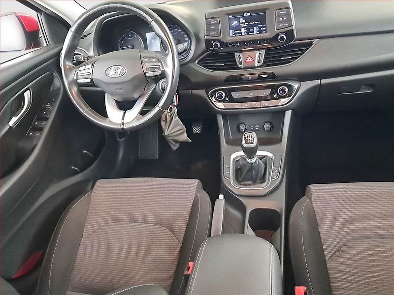 Hyundai i30 (2018) 1.0 T-GDI, Serv.kniha - fotka 7 z 20