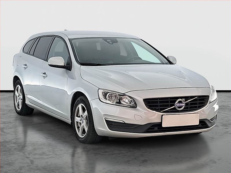 Volvo V60 (2017) D3 2.0, Navi, Tempomat - fotografie inzerátu