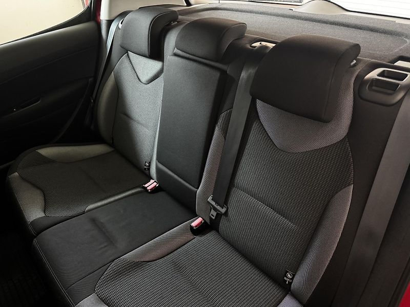 Peugeot 308 (2011) 1.6i 88 KW - CZ -  - fotka 20 z 21