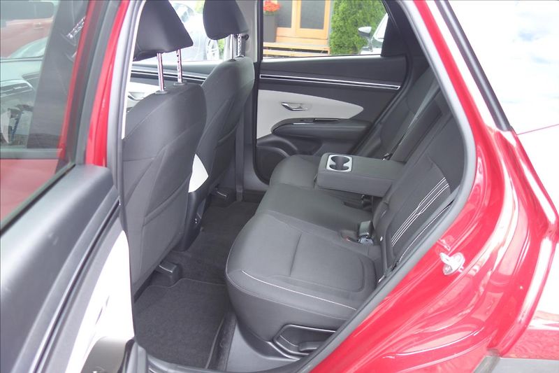 Hyundai Tucson 1,6 T-GDi 110KW, ČR, SERV.KN. - fotka 14 z 43