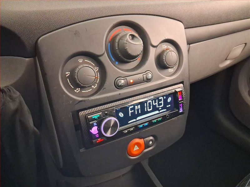 Renault Clio (2007) 1.2 16V , LPG, Serv.kniha - fotka 13 z 16