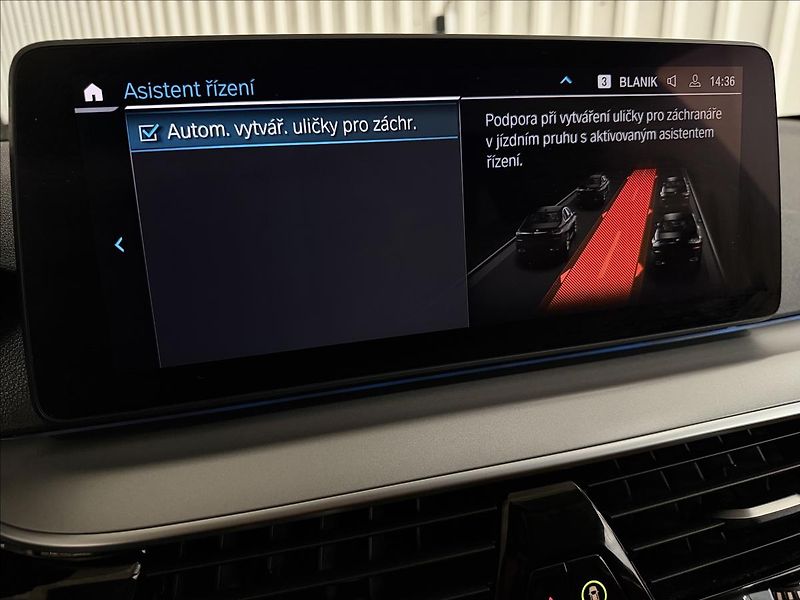 BMW Řada 5 530E XDRIVE ACC LASER TAŽNÉ - fotka 25 z 47