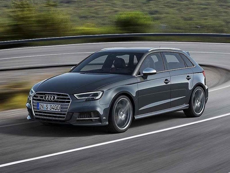 Audi A3.