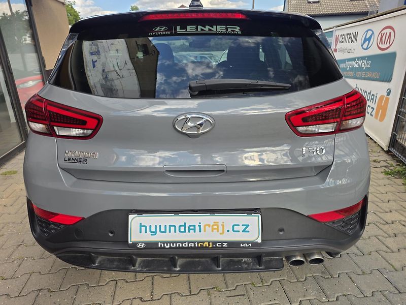 Hyundai i30 1.5-N-LINE-TOP STAV-AUTOMAT - fotka 7 z 21
