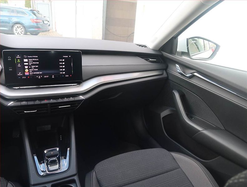 Škoda Octavia (2023) Ambition 2.0 TDI, Automat - fotka 8 z 15