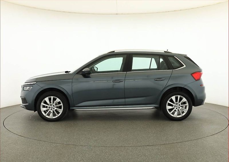 Škoda Kamiq (2021) Style 1.0 TSI, Serv.kniha - fotka 3 z 17