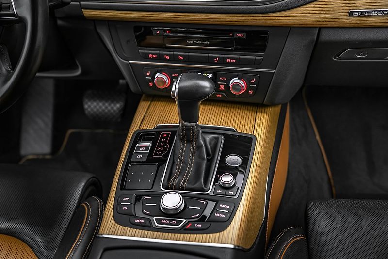 Audi A7 SB 3,0TDI Q Exclusive Masáže V - fotka 16 z 25