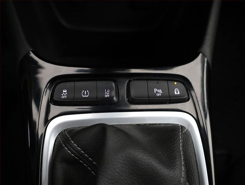 Opel Crossland X (2019) 1.2, ČR,1.maj, Tempomat - fotka 14 z 17
