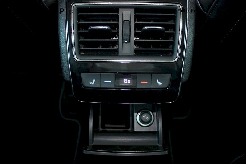 Škoda Superb (2023) 2.0 TDI 110 kW Style - fotka 23 z 25