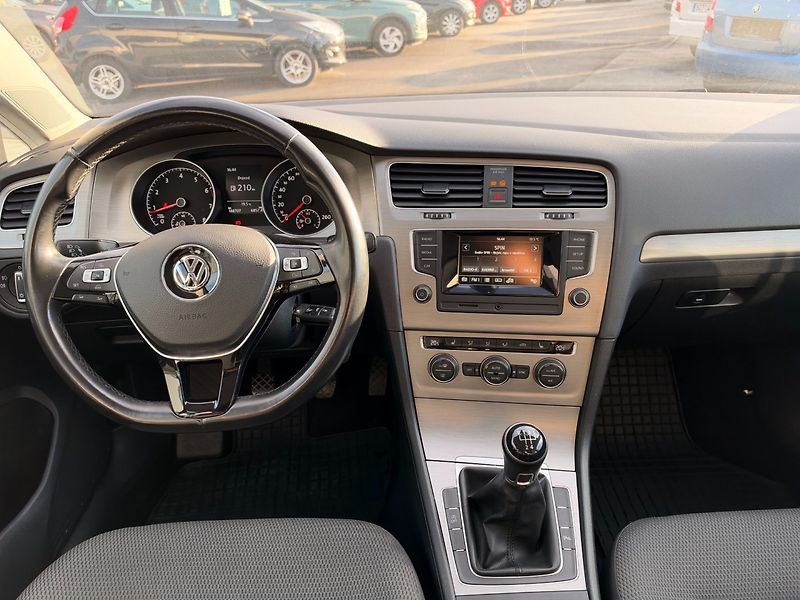 Volkswagen Golf (2015) Rabbit 1.2 TSI 63kW EA211 - fotka 18 z 33