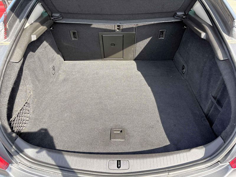 Opel Insignia (2011) 1.4T, Navi, výhřev sed - fotka 7 z 16