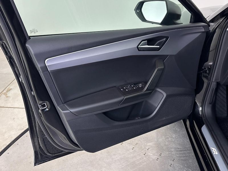 Seat Leon FR DSG,1maj,ČR - fotka 13 z 27