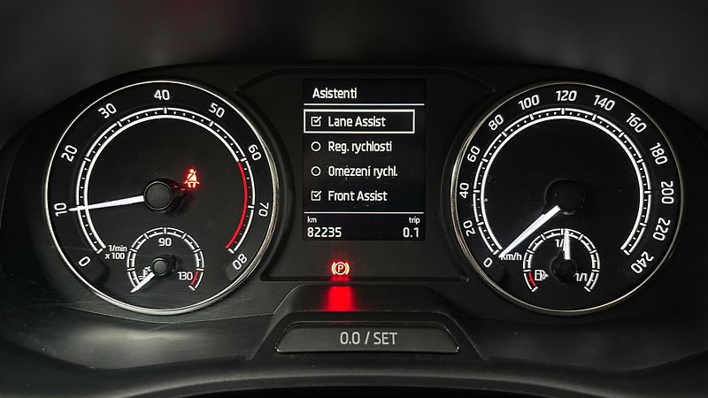 Škoda Fabia 1.0 TSI Style - fotka 10 z 23
