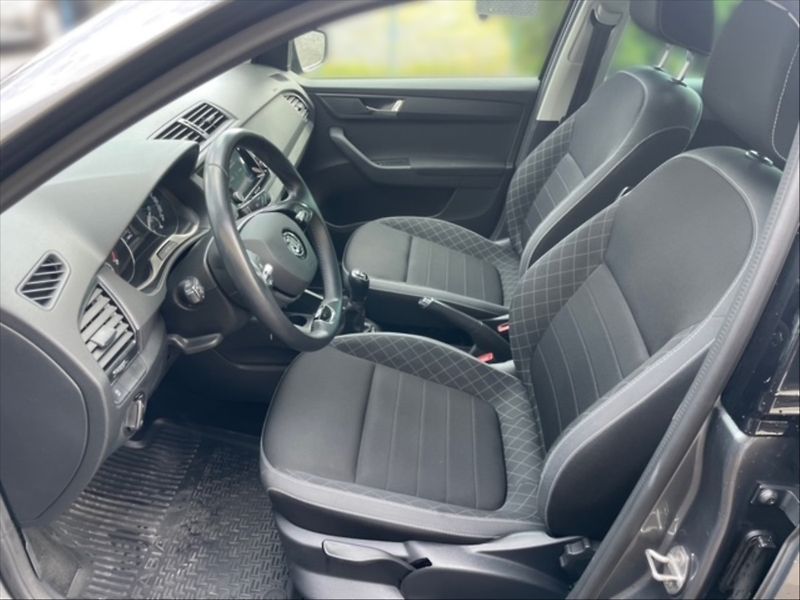 Škoda Fabia 1,0 TSI 70 Ambition - fotka 7 z 11