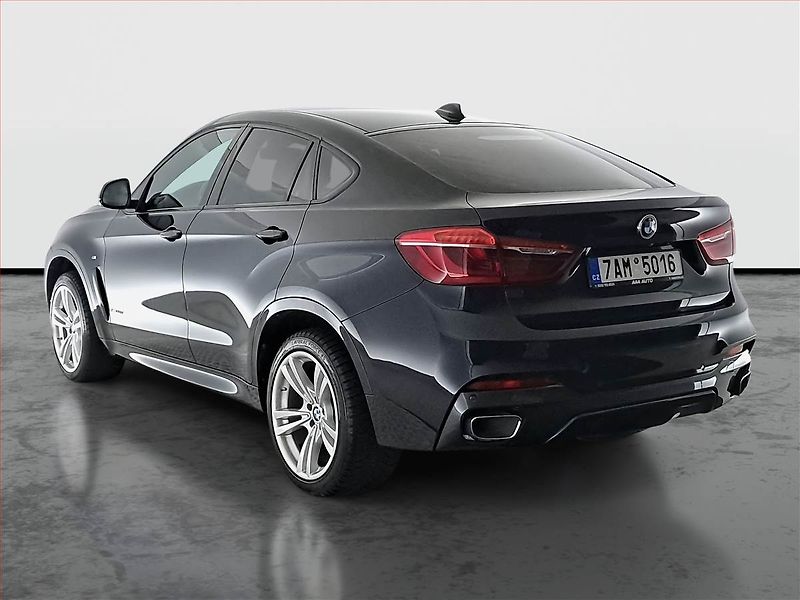 BMW X6 (2019) xDrive40d - fotka 4 z 20