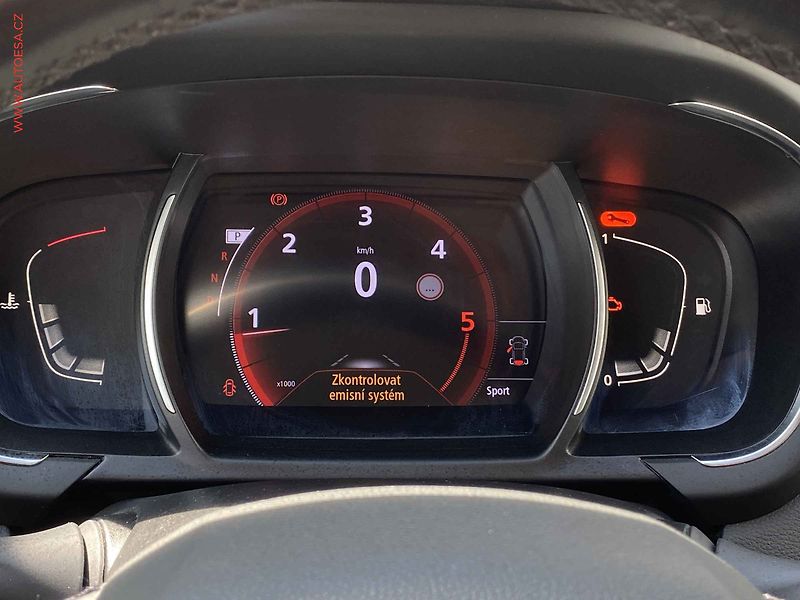 Renault Grand Scénic (2018) 1.6dCi, Intense, AT, LED - fotka 20 z 22