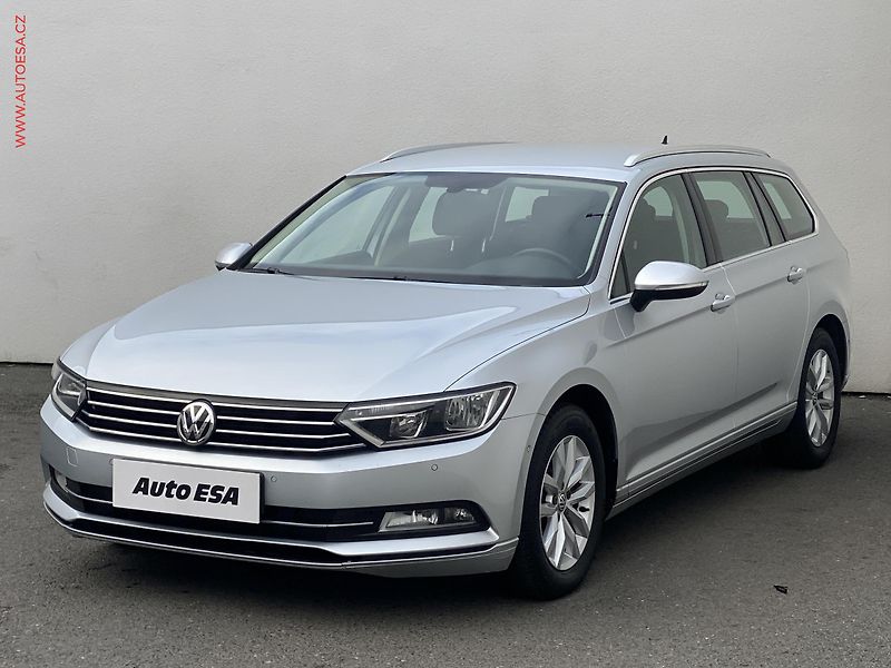Volkswagen Passat (2016) 1.6 TDi, DSG, navi, AC - fotka 3 z 19